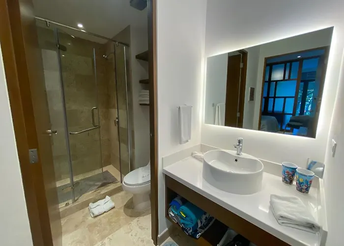 Ipana Tower B Inner Court, Quiet 1 Bedroom Apartamento Playa del Carmen