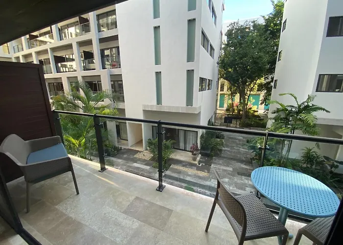 Ipana Tower B Inner Court, Quiet 1 Bedroom Playa del Carmen