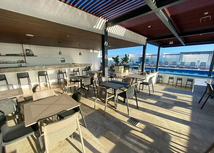 Ipana Tower B Inner Court, Quiet 1 Bedroom Playa del Carmen